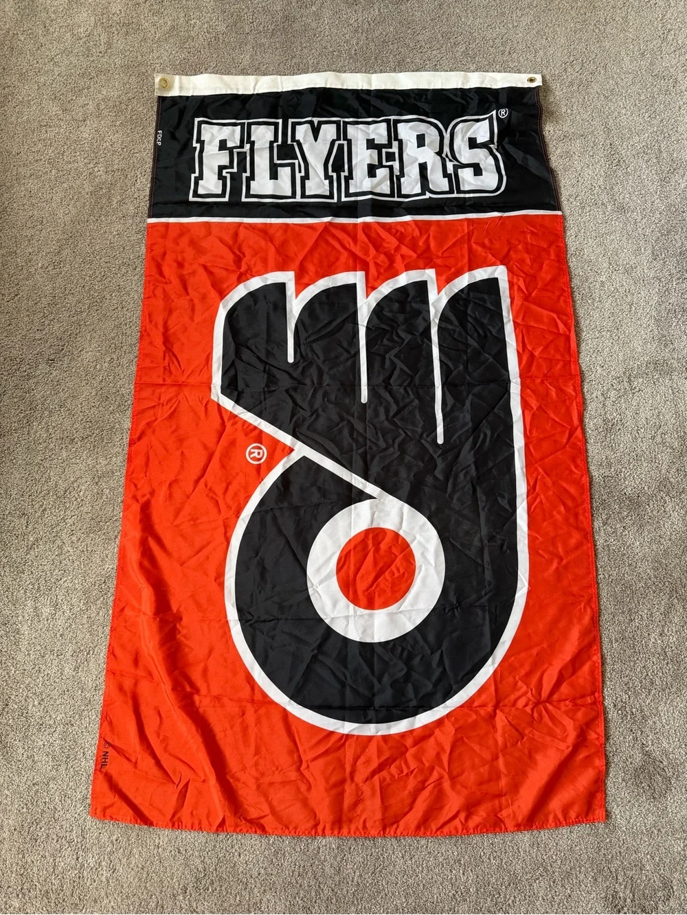 Philadelphia Flyers Outdoor/Indoor Flag with Grommets